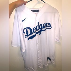 Dodgers tee